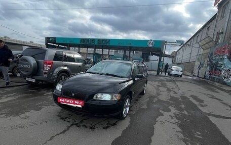 Volvo V70 III рестайлинг, 2004 год, 750 000 рублей, 3 фотография