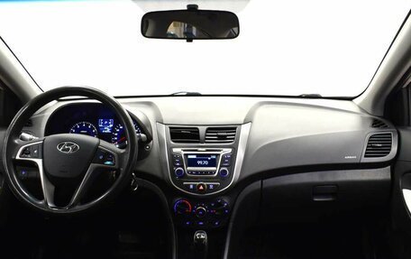 Hyundai Solaris II рестайлинг, 2015 год, 869 000 рублей, 5 фотография