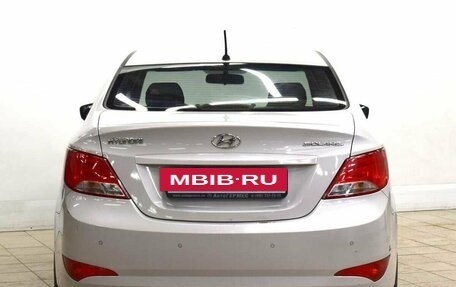 Hyundai Solaris II рестайлинг, 2015 год, 869 000 рублей, 3 фотография