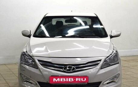 Hyundai Solaris II рестайлинг, 2015 год, 869 000 рублей, 2 фотография