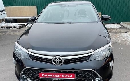 Toyota Camry, 2018 год, 2 650 000 рублей, 1 фотография