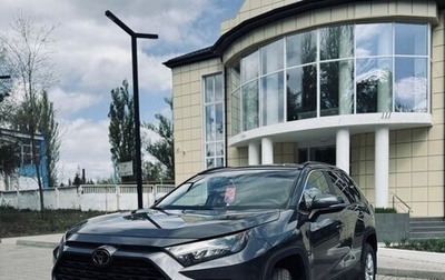 Toyota RAV4, 2019 год, 3 300 000 рублей, 1 фотография