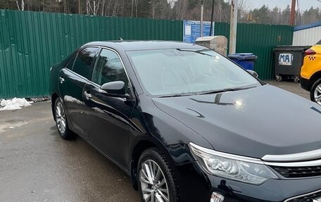 Toyota Camry, 2018 год, 2 650 000 рублей, 6 фотография