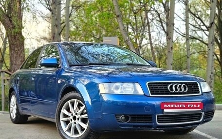 Audi A4, 2004 год, 680 000 рублей, 4 фотография