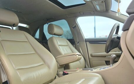 Audi A4, 2004 год, 680 000 рублей, 14 фотография