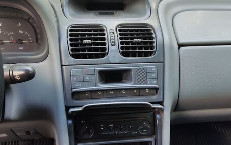 Renault Laguna II, 2000 год, 200 000 рублей, 7 фотография