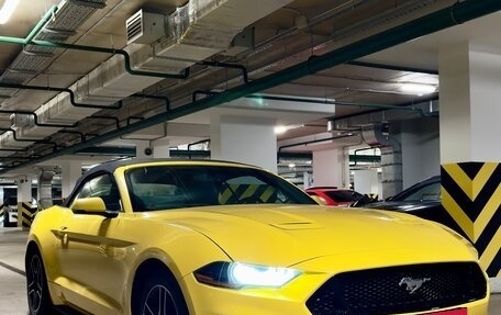 Ford Mustang VI рестайлинг, 2018 год, 2 750 000 рублей, 15 фотография