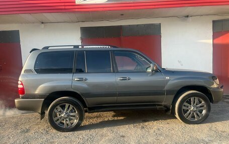 Toyota Land Cruiser 100 рестайлинг 2, 2001 год, 1 450 000 рублей, 4 фотография