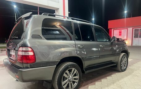 Toyota Land Cruiser 100 рестайлинг 2, 2001 год, 1 450 000 рублей, 14 фотография