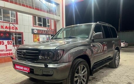Toyota Land Cruiser 100 рестайлинг 2, 2001 год, 1 450 000 рублей, 12 фотография