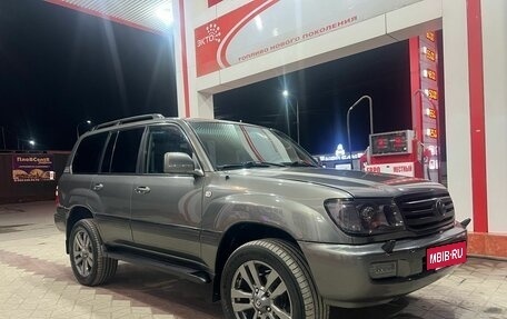 Toyota Land Cruiser 100 рестайлинг 2, 2001 год, 1 450 000 рублей, 15 фотография