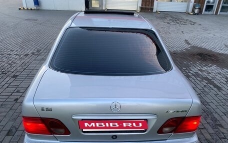 Mercedes-Benz E-Класс, 1996 год, 659 000 рублей, 13 фотография