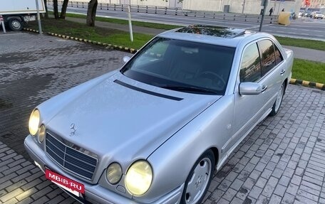 Mercedes-Benz E-Класс, 1996 год, 659 000 рублей, 15 фотография