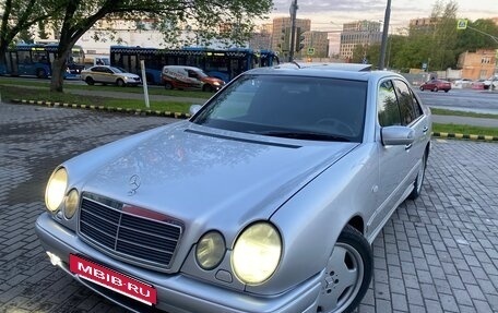 Mercedes-Benz E-Класс, 1996 год, 659 000 рублей, 24 фотография