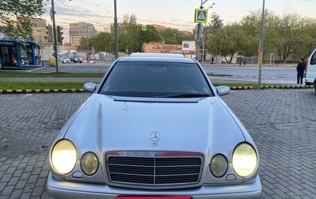 Mercedes-Benz E-Класс, 1996 год, 659 000 рублей, 25 фотография