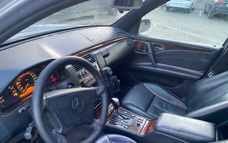 Mercedes-Benz E-Класс, 1996 год, 659 000 рублей, 32 фотография