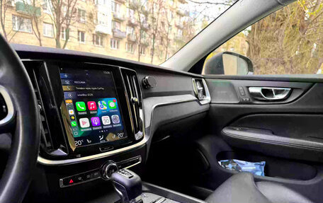 Volvo V60 Cross Country II, 2019 год, 3 500 000 рублей, 6 фотография