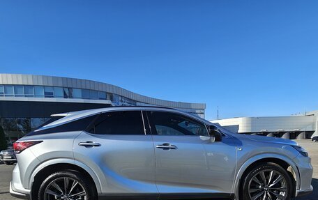 Lexus RX IV рестайлинг, 2023 год, 8 800 000 рублей, 3 фотография