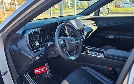Lexus RX IV рестайлинг, 2023 год, 8 800 000 рублей, 9 фотография