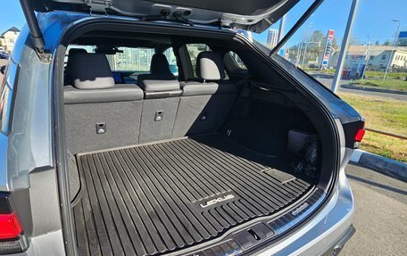 Lexus RX IV рестайлинг, 2023 год, 8 800 000 рублей, 20 фотография