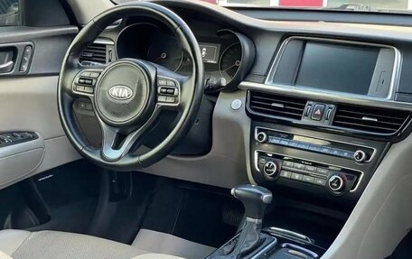 KIA Optima IV, 2017 год, 1 000 000 рублей, 7 фотография