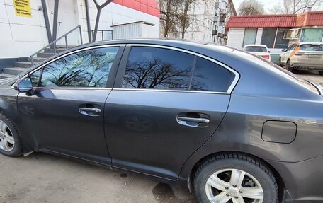 Toyota Avensis III рестайлинг, 2009 год, 1 000 000 рублей, 8 фотография