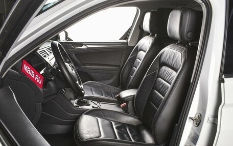 Volkswagen Tiguan II, 2018 год, 2 449 000 рублей, 10 фотография