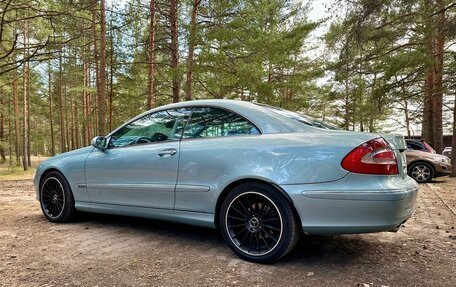 Mercedes-Benz CLK-Класс, 2002 год, 1 050 000 рублей, 13 фотография