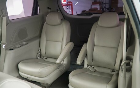 KIA Carnival III, 2019 год, 3 050 000 рублей, 12 фотография