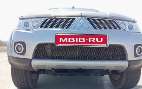 Mitsubishi Pajero Sport II рестайлинг, 2013 год, 1 870 000 рублей, 7 фотография