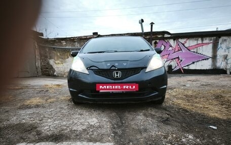 Honda Fit III, 2010 год, 827 000 рублей, 3 фотография
