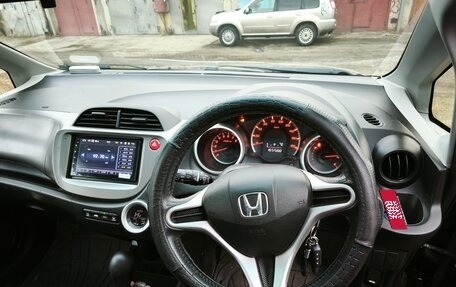 Honda Fit III, 2010 год, 827 000 рублей, 14 фотография