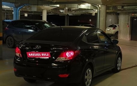 Hyundai Solaris II рестайлинг, 2013 год, 1 200 000 рублей, 4 фотография