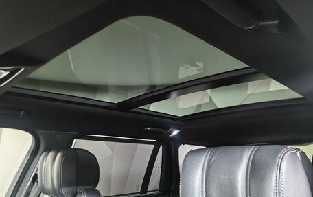 Land Rover Range Rover IV рестайлинг, 2015 год, 3 693 000 рублей, 23 фотография