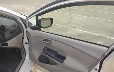 Honda Insight II рестайлинг, 2009 год, 850 000 рублей, 10 фотография