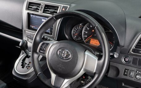 Toyota Ractis II, 2013 год, 1 209 000 рублей, 12 фотография