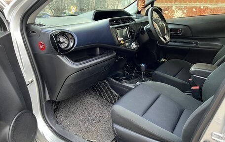 Toyota Aqua I, 2016 год, 975 000 рублей, 6 фотография