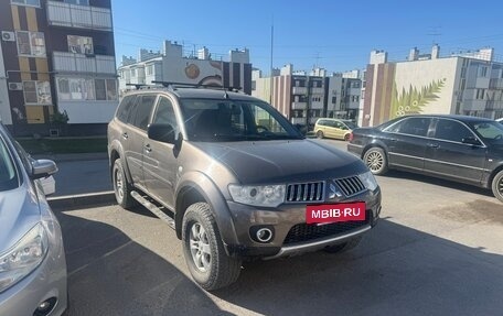 Mitsubishi Pajero Sport II рестайлинг, 2012 год, 1 500 000 рублей, 3 фотография