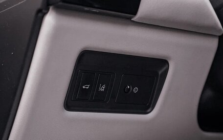 Land Rover Range Rover IV рестайлинг, 2017 год, 6 100 000 рублей, 28 фотография