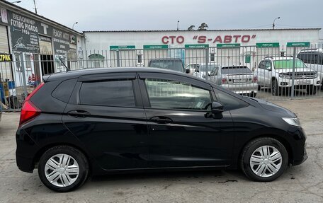 Honda Fit III, 2019 год, 1 320 000 рублей, 5 фотография