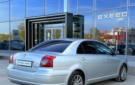Toyota Avensis III рестайлинг, 2006 год, 1 000 000 рублей, 5 фотография