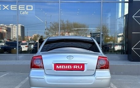 Toyota Avensis III рестайлинг, 2006 год, 1 000 000 рублей, 6 фотография