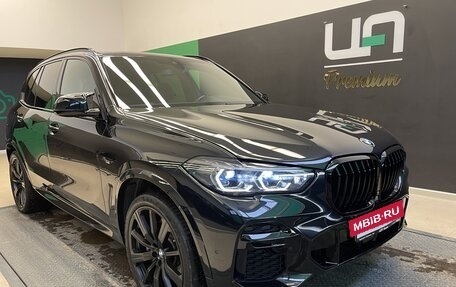 BMW X5, 2021 год, 8 200 000 рублей, 2 фотография