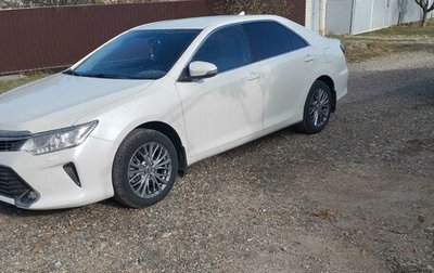 Toyota Camry, 2017 год, 1 950 000 рублей, 1 фотография