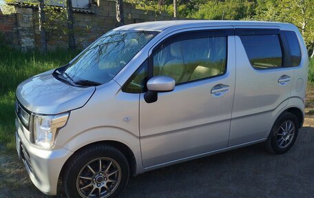 Suzuki Wagon R VI, 2018 год, 880 000 рублей, 8 фотография