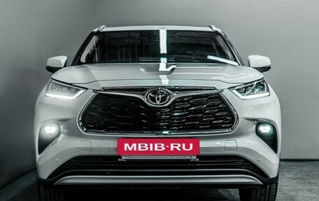 Toyota Highlander, 2025 год, 7 600 000 рублей, 2 фотография