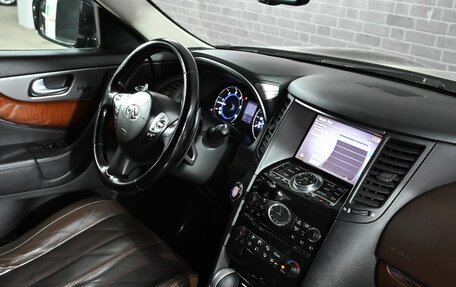 Infiniti FX II, 2012 год, 2 030 000 рублей, 11 фотография