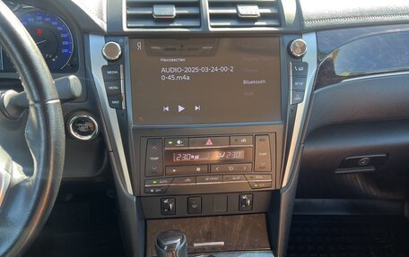 Toyota Camry, 2017 год, 2 050 000 рублей, 12 фотография