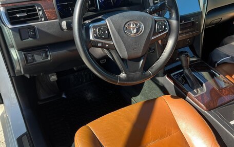 Toyota Camry, 2017 год, 2 050 000 рублей, 8 фотография
