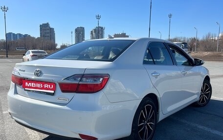 Toyota Camry, 2017 год, 2 050 000 рублей, 5 фотография